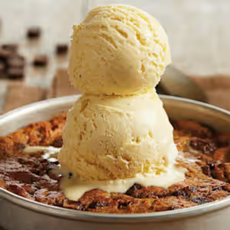 BJ's Chocolate Chunk Pizookie